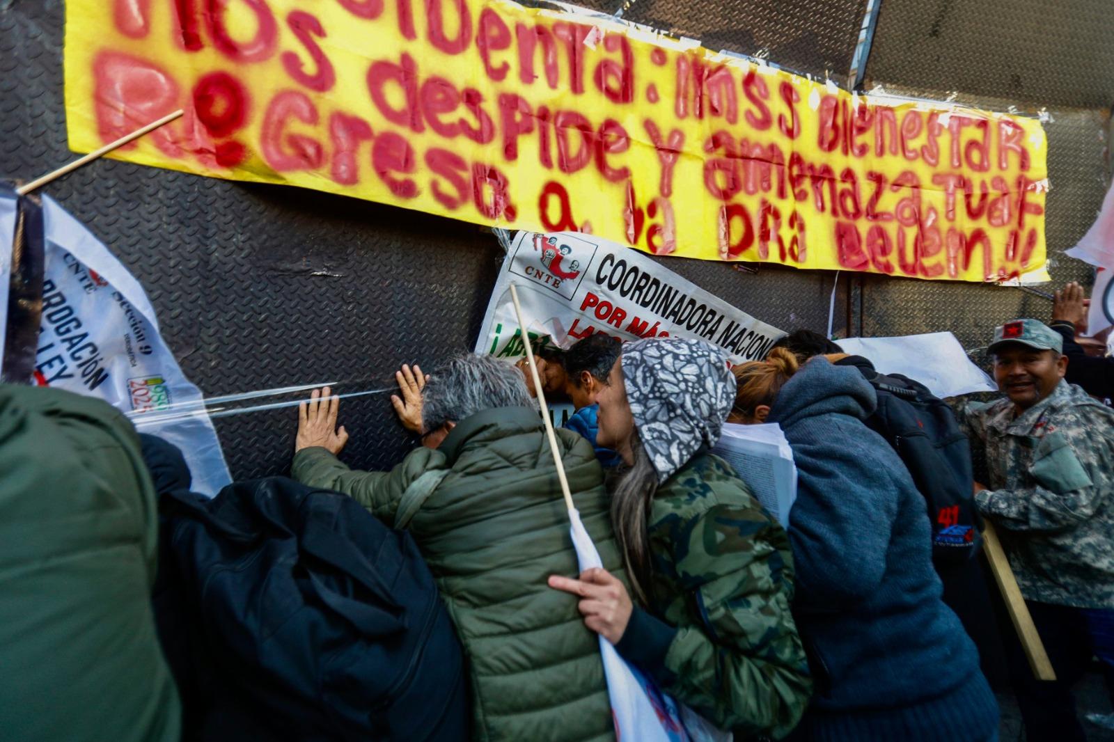 La CNTE estaría cerrando varias casetas este viernes.
