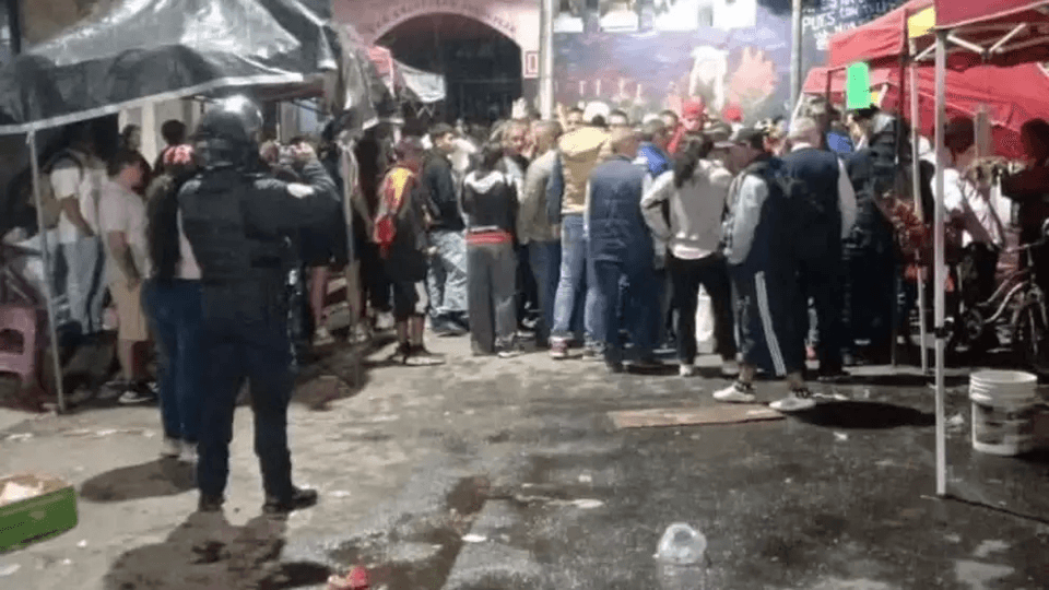 Balacera en el panteón de San Francisco Culhuacán, en la alcaldía Coyoacán en la CDMX, deja dos muertos.