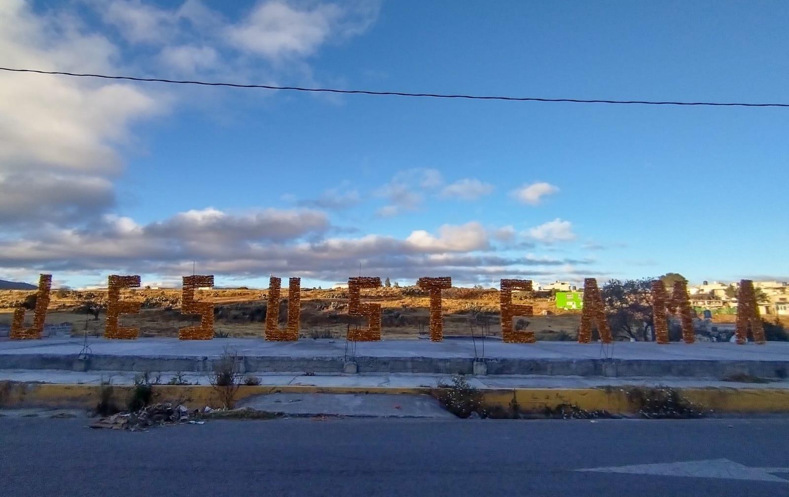 Un mensaje de fe que llama la atención en Calpulalpan, Tlaxcala.