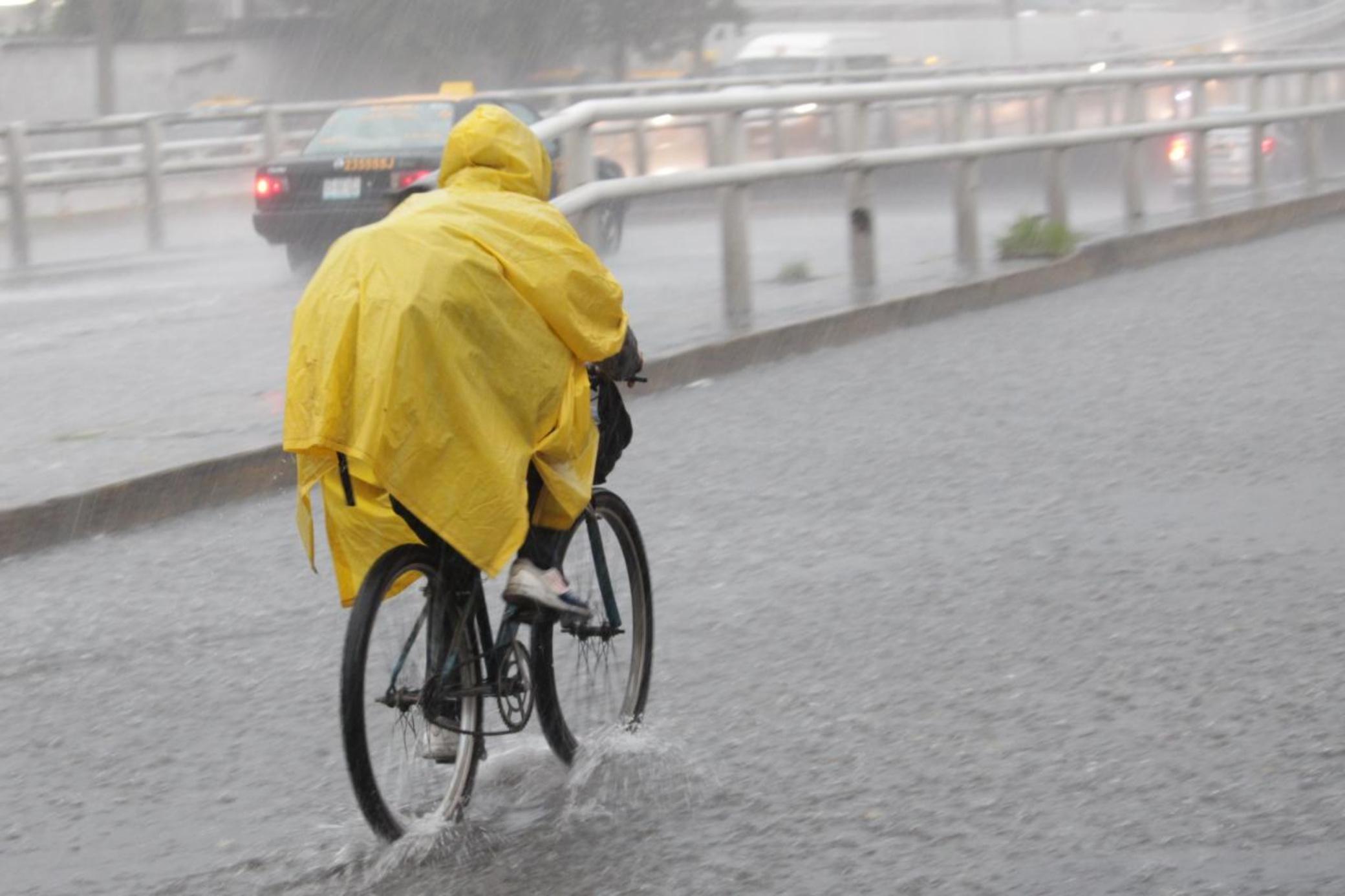 CNPC llama a la población a reforzar medidas de autocuidado ante lluvias y bajas temperaturas.