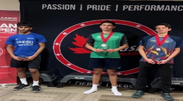 México culminó con la medalla de plata de Luis Méndez en la categoría U19 y un 4to sitio con Josué Pérez en U17 al final del Canadian Junior Open Squash 2025.