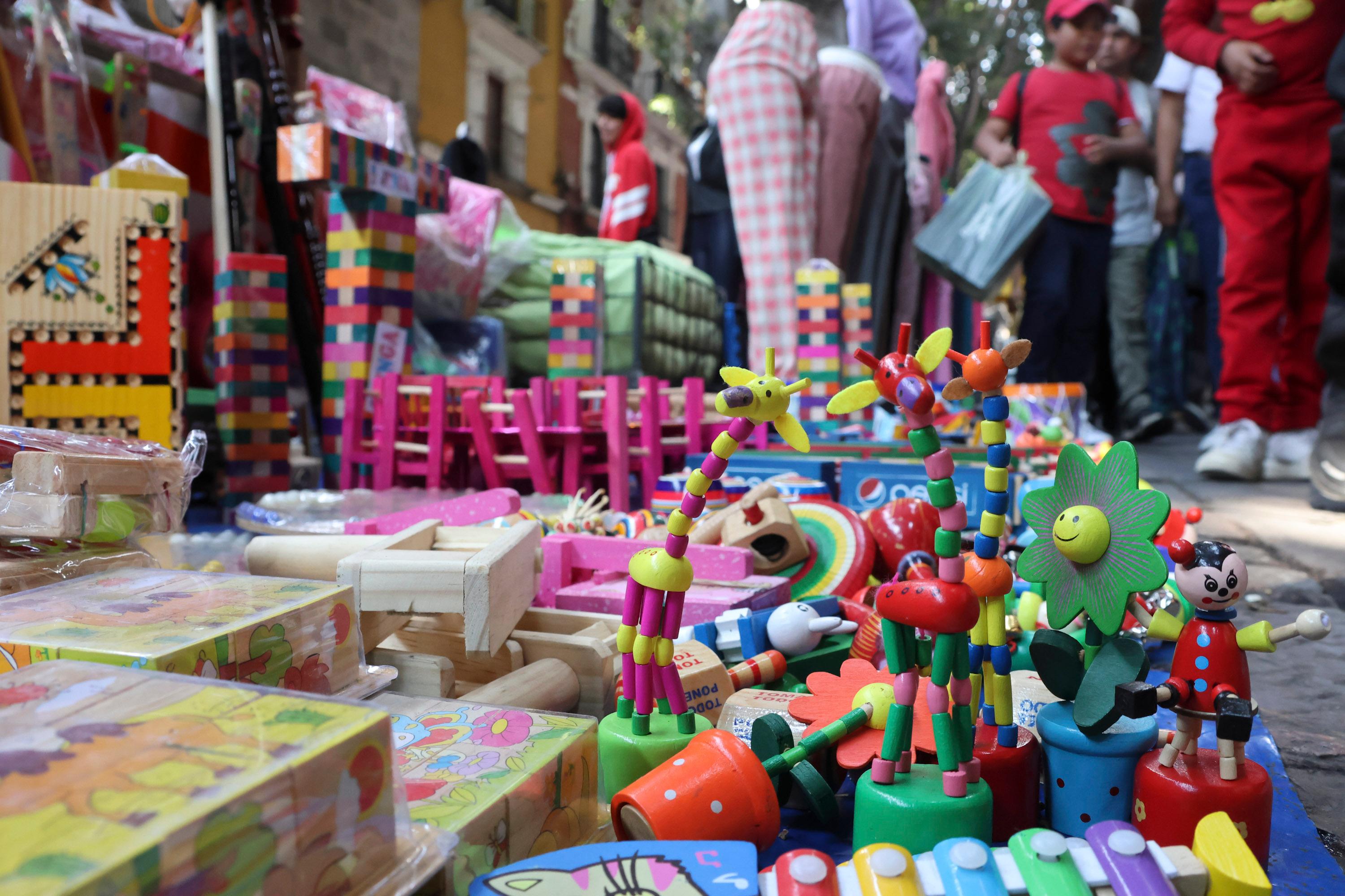 Se incrementa la oferta de juguetes en el Centro Histórico.