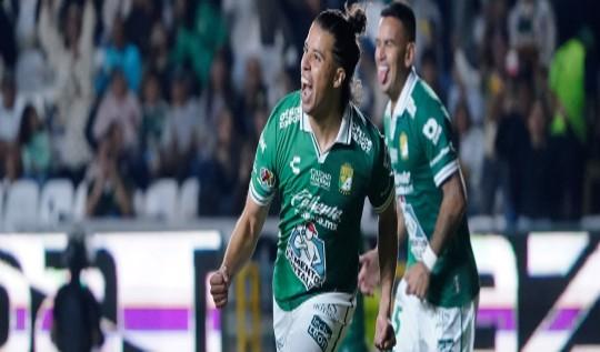 León inició con victoria al derrotar 2-1 a Cruz Azul.