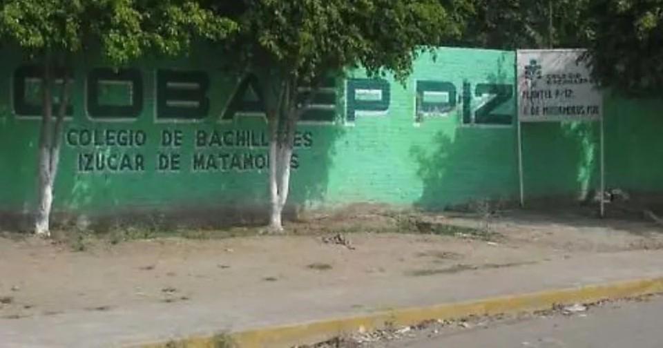 Roban equipo de cómputo en Cobaep Plantel 12 de Izúcar de Matamoros.