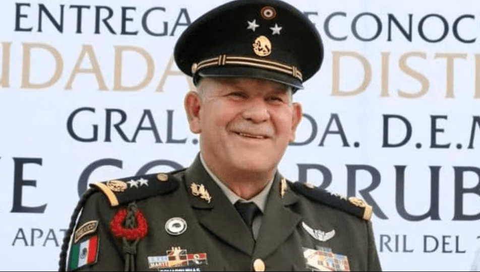 General Enrique Covarrubias López se retira de la Subsecretaría de la Defensa Nacional.