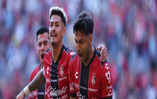 Atlas viene de atrás para derrotar 3-2 a San Luis.
