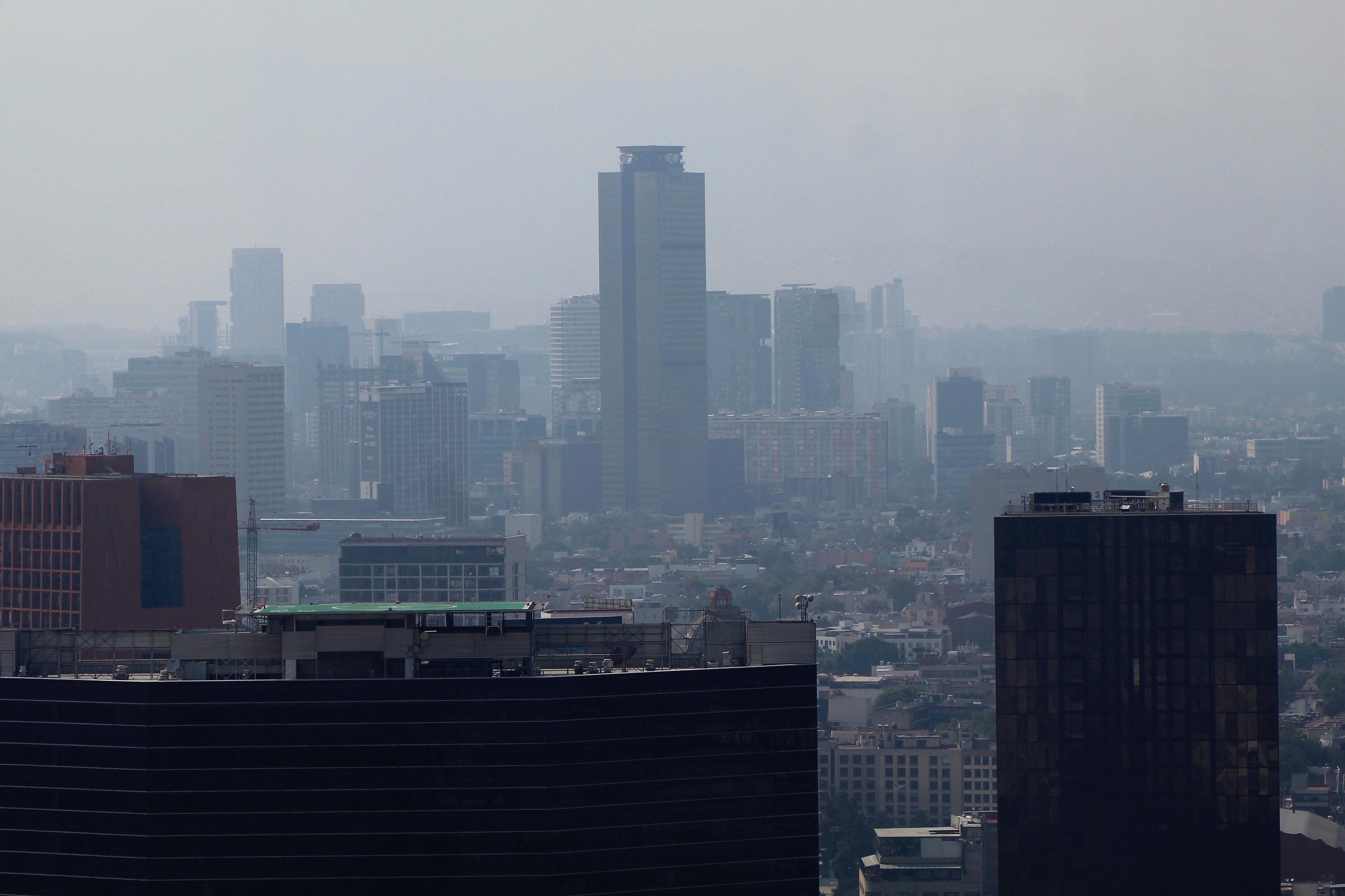 Se mantiene fase I de Contingencia Ambiental Atmosférica en el Valle de México.