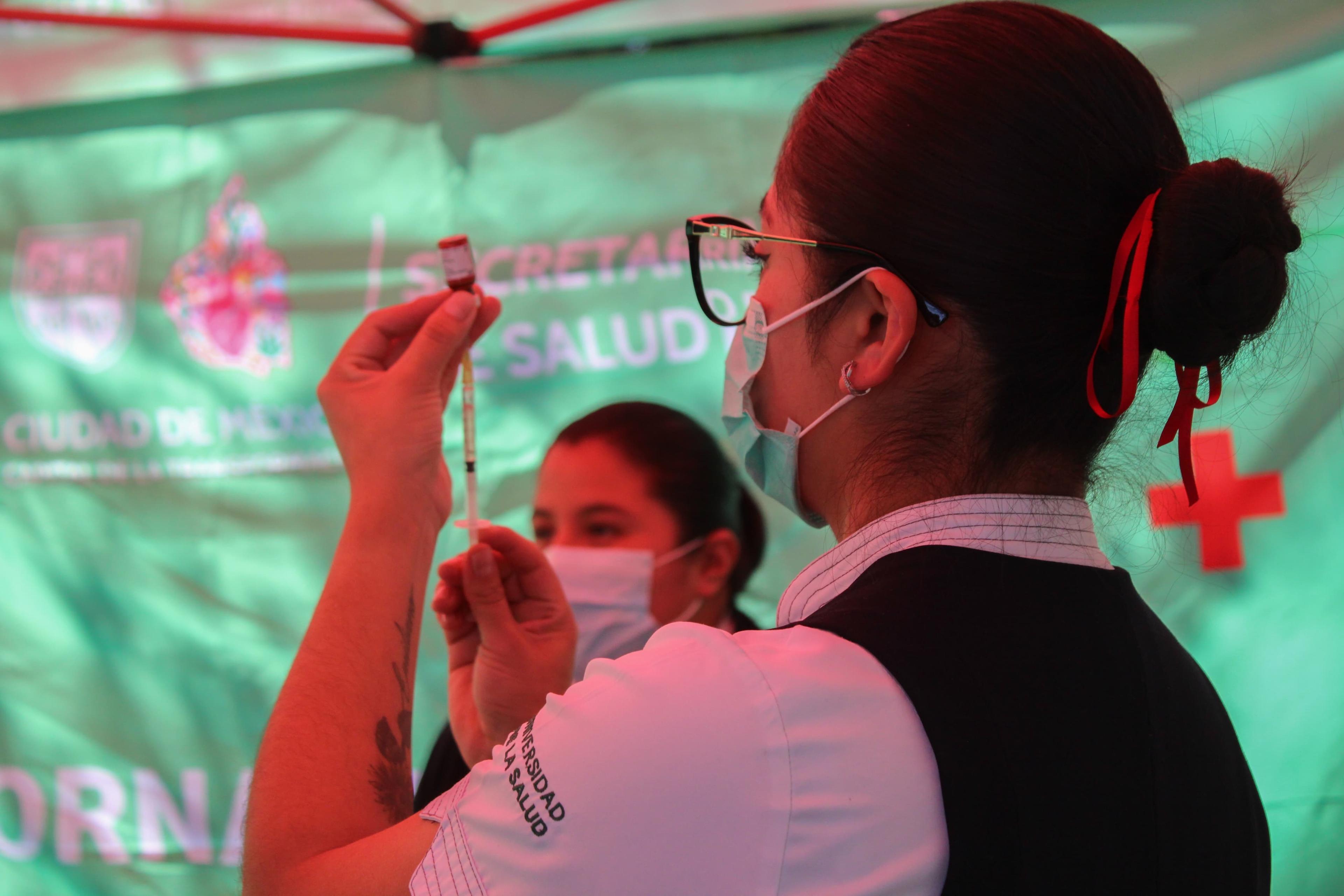 En México hay disponibles 23 millones de vacunas contra el sarampión.