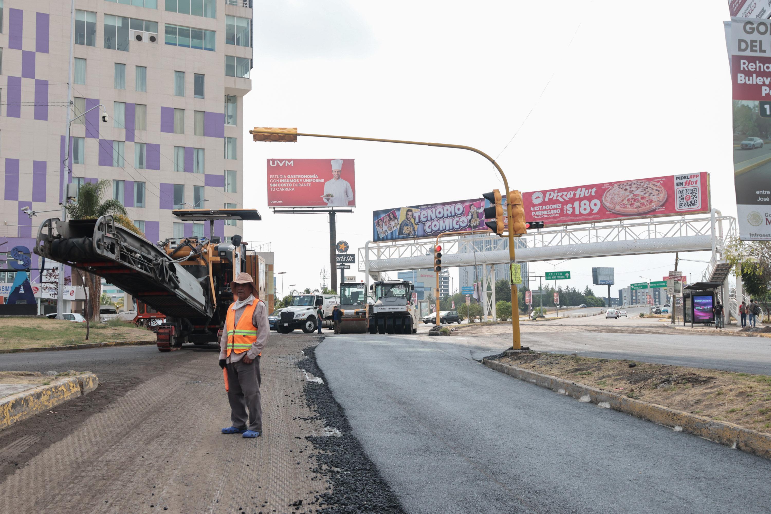 Aviso: está cerrado el bulevar del Niño Poblano por reencarpetamiento.