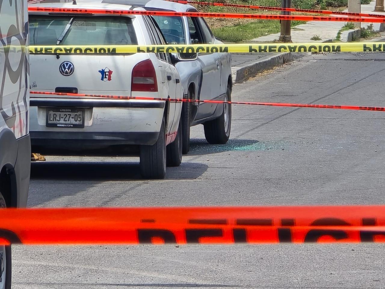 Ejecutan a un hombre a balazos en la carretera Atotonilco-Nanacamilpa.