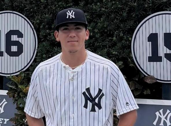 Desde los Pericos de Puebla emprende el vuelo a los Yankees de Nueva York.