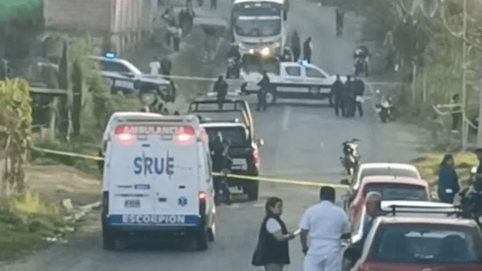 En ataque armado asesinan a tres personas en Xalapa, Veracruz.