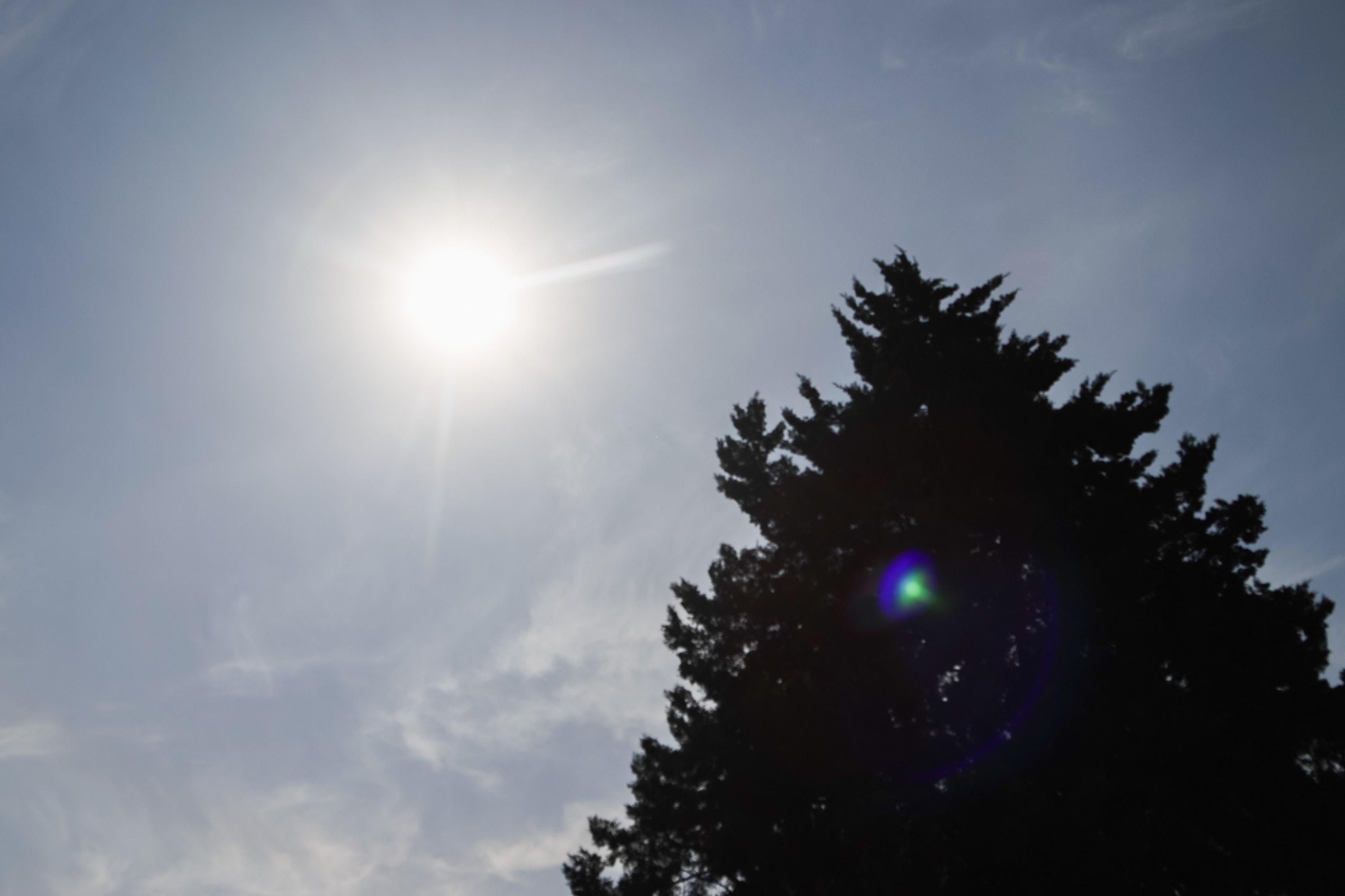 Se esperan altas temperaturas para este sábado; el Popo está despejado.