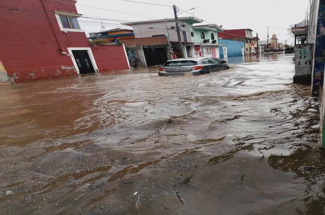 San Pedro Cholula bajo el agua, se inundan barrios y juntas auxiliares.