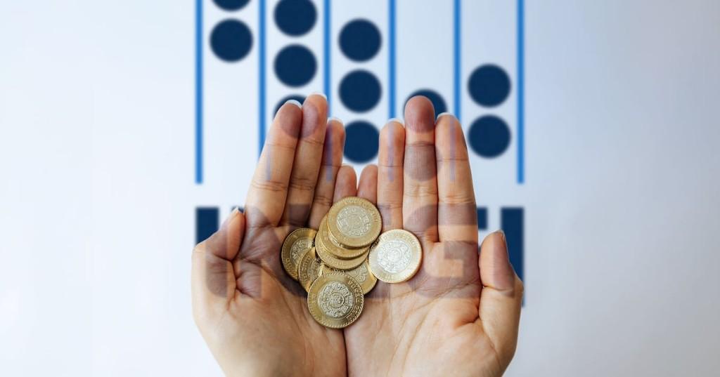 manos-monedas-el financiero