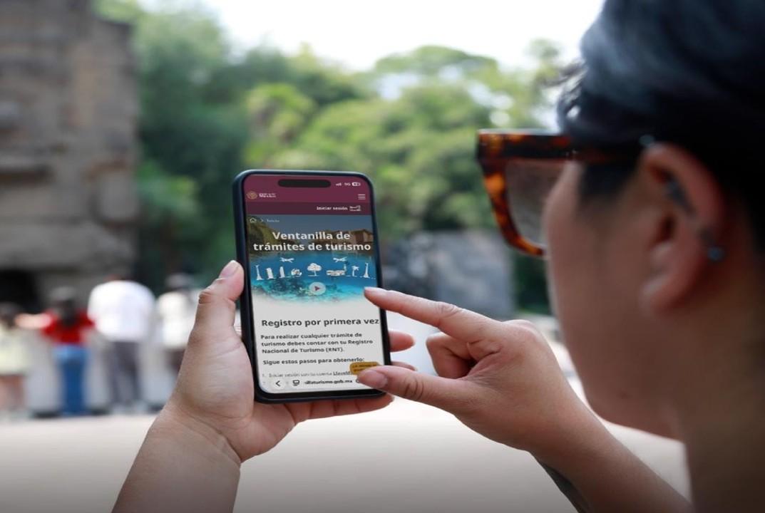 Digitalizan y simplifican al sector con la Ventanilla de Trámites de Turismo.
