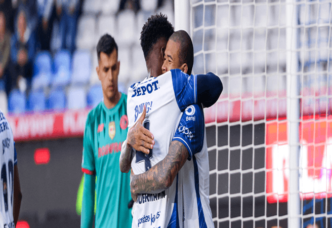 Pachuca deja fuera de la Liguilla al bicampeón Toluca.