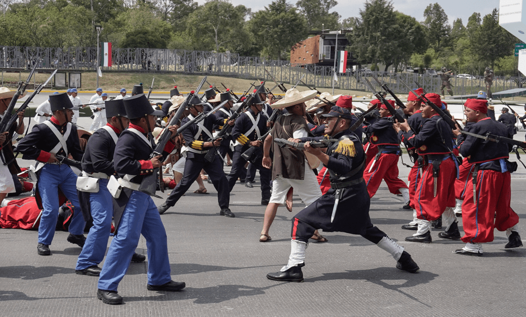 Realizan ensayos la representación de la batalla del 5 de Mayo.