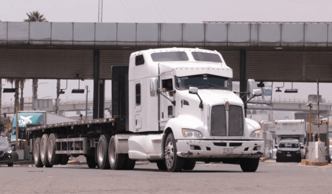 Anuncia SICT Programa de Modernización del Autotransporte Federal de Pasaje y Carga.