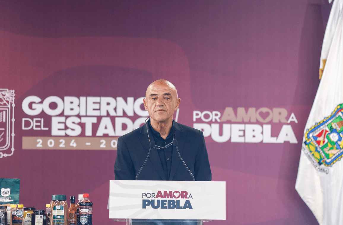 José Luis Sánchez Solá regresará a los banquillos en Puebla.