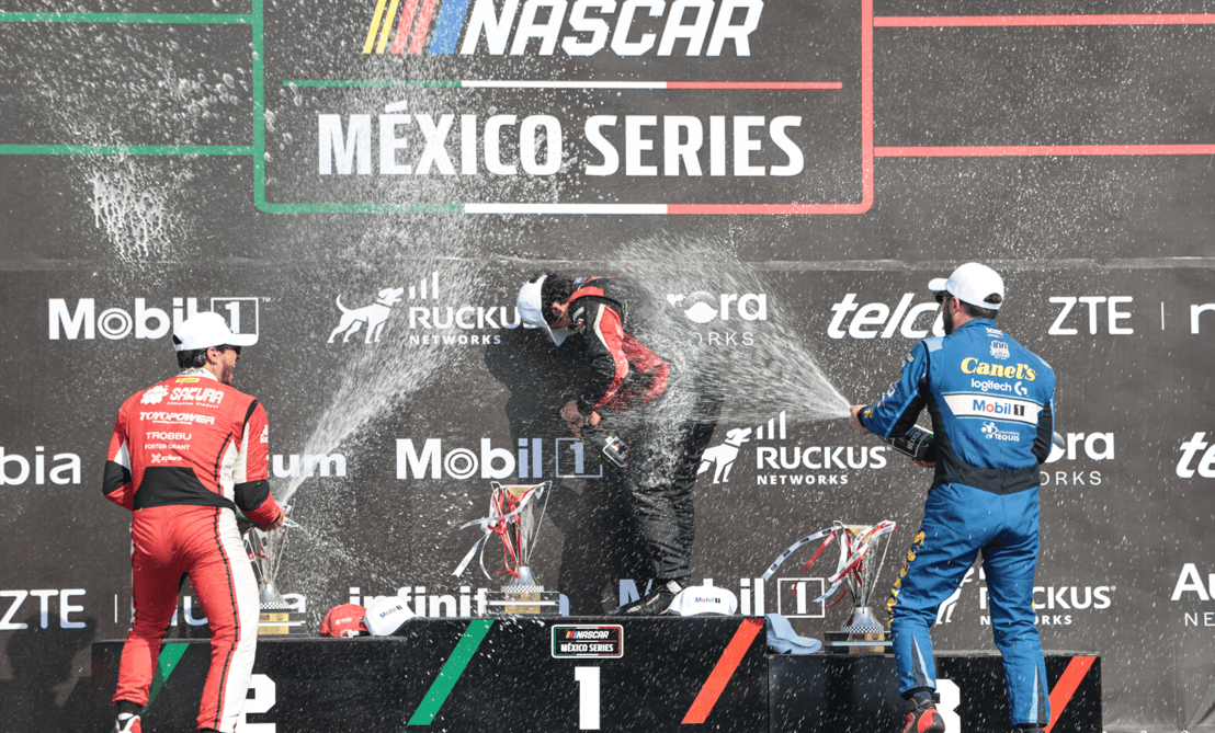 Helio Meza gana la Poblana 75 de Nascar México.