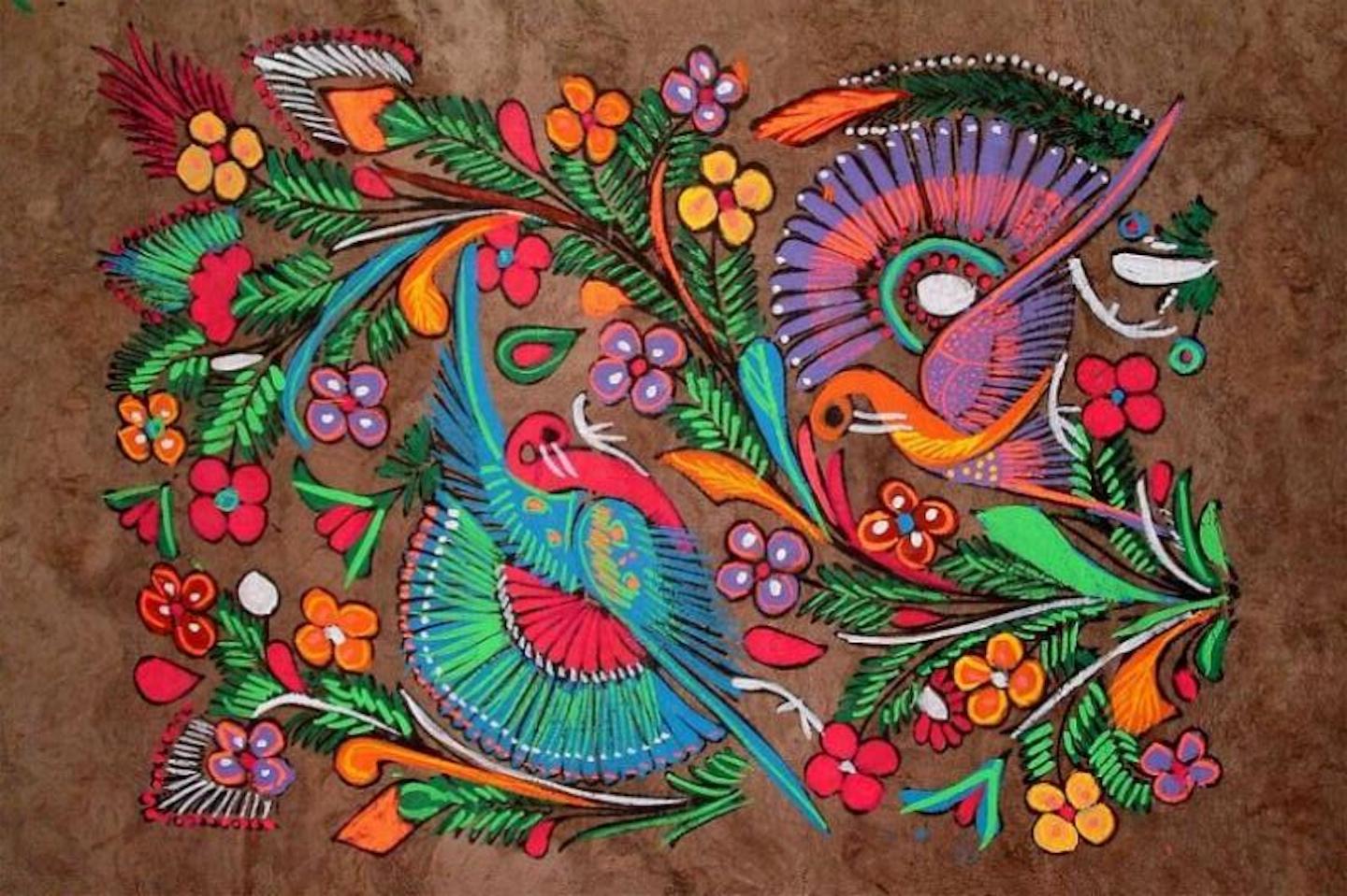 Ven por una bella artesanía de papel amate a Pahuatlán