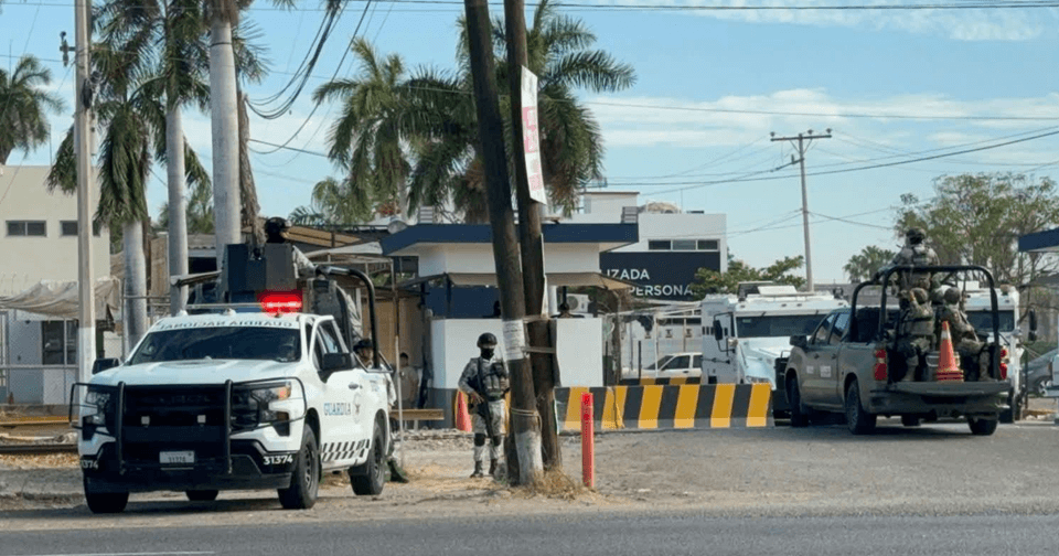 Van siete reos muertos tras riña en penal de Aguaruto, Sinaloa.