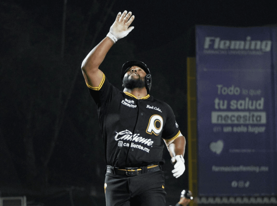 Explota el madero de Moisés Gómez y Pericos se queda con la serie.