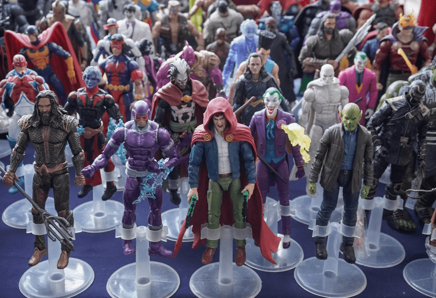 Aficionados de la cultura pop asisten al Toy Collector en Puebla.