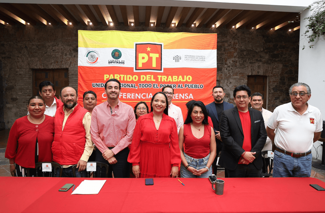 La petista, Liz Sánchez, nombra a su hermana Karen como coordinadora en Texmelucan.