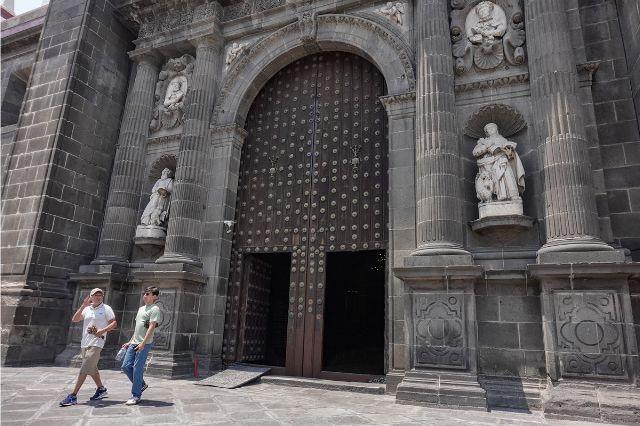 puerta catedral