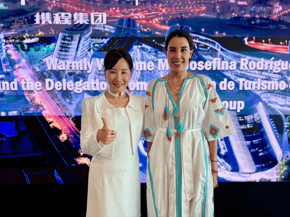 Josefina Rodríguez Zamora inicia gira de trabajo por China para promocionar la oferta turística de México en el mercado asiático.