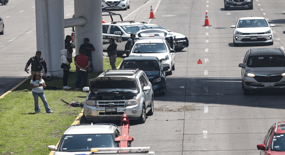 Se registra accidente en la Vía Atlixcáyotl, enfrente del CIS de Angelópolis.