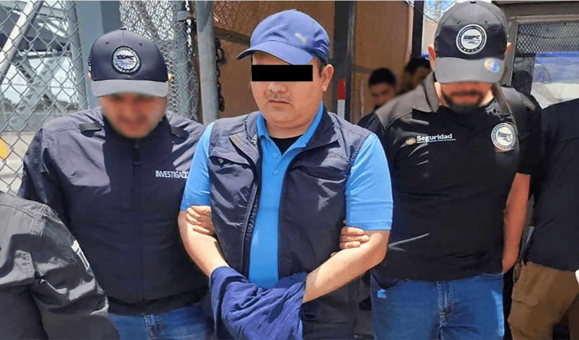 Estados Unidos detiene a funcionario de Aduanas de México por presuntos nexos criminales.