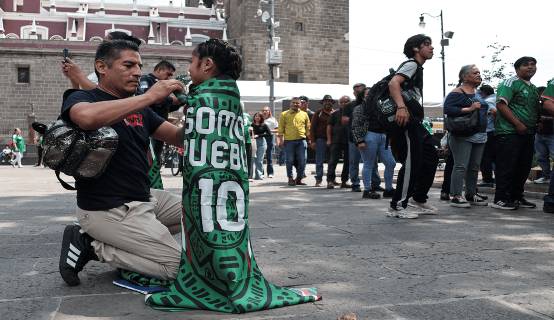 Puebla se viste de verde en apoyo a la Selección de México.