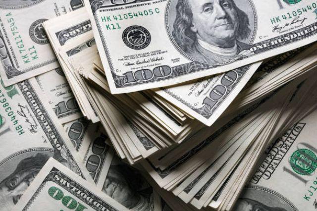 dolares