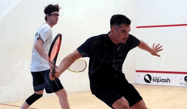 Mexicano, Leonel Cárdenas, con debut triunfal en el Abierto Británico de Squash.