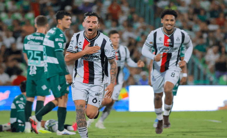 Atlas se impone de visita por la mínima a Santos.
