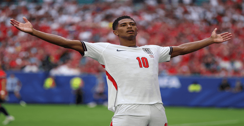 Jude Bellingham pone a Inglaterra en semifinales del Mundial.