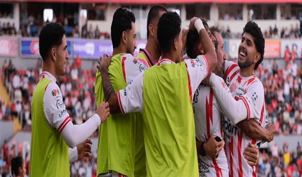 Necaxa consigue triunfo valioso contra Monterrey.