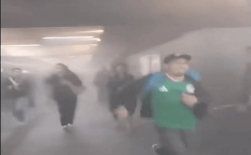 Por incendio desalojan estación Taxqueña de Línea 2 del Metro en la CDMX.