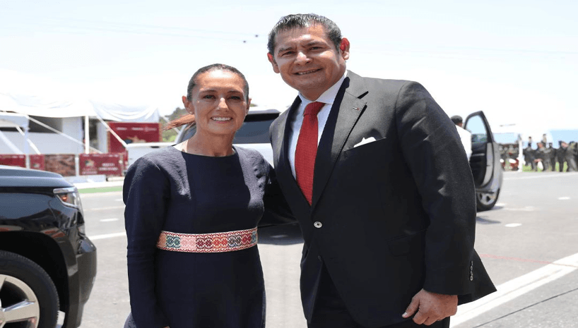 Sheinbaum y Armenta encabezan en Puebla entrega de Vivienda del Bienestar.