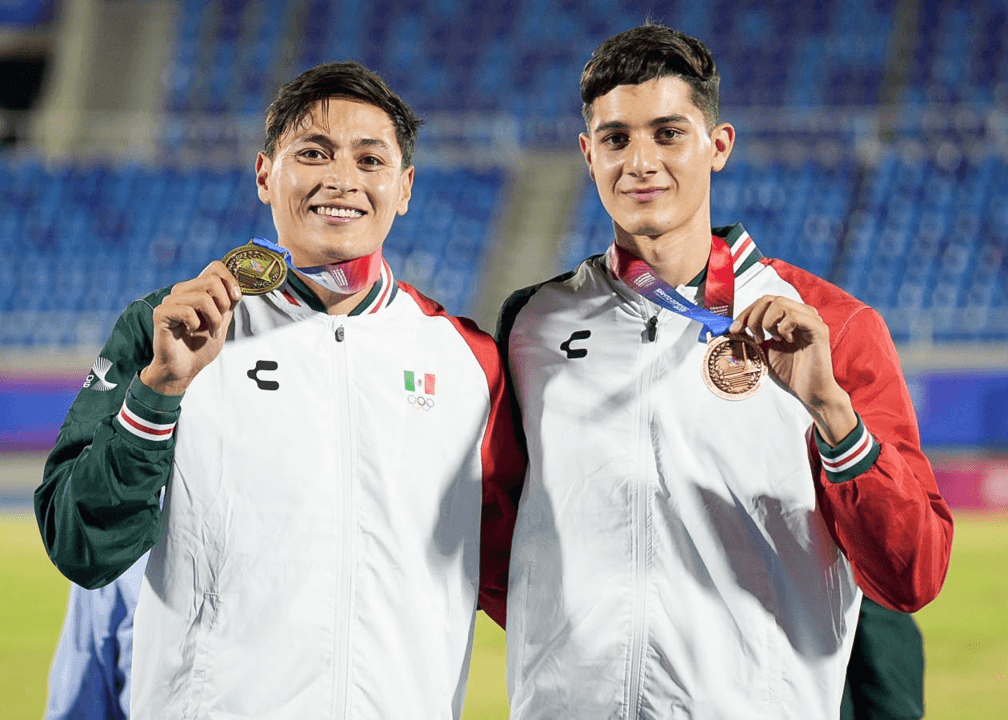 Erick Portillo y Uziel Muñoz lideraron segundo día del atletismo mexicano en los JCC.