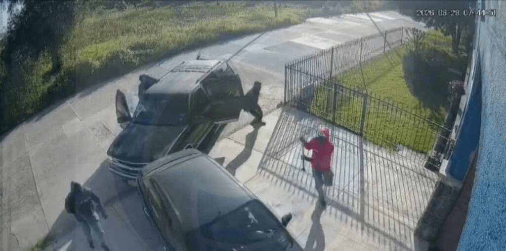 Intentan secuestra a plena luz del día en Huejotzingo a empresario poblano.
