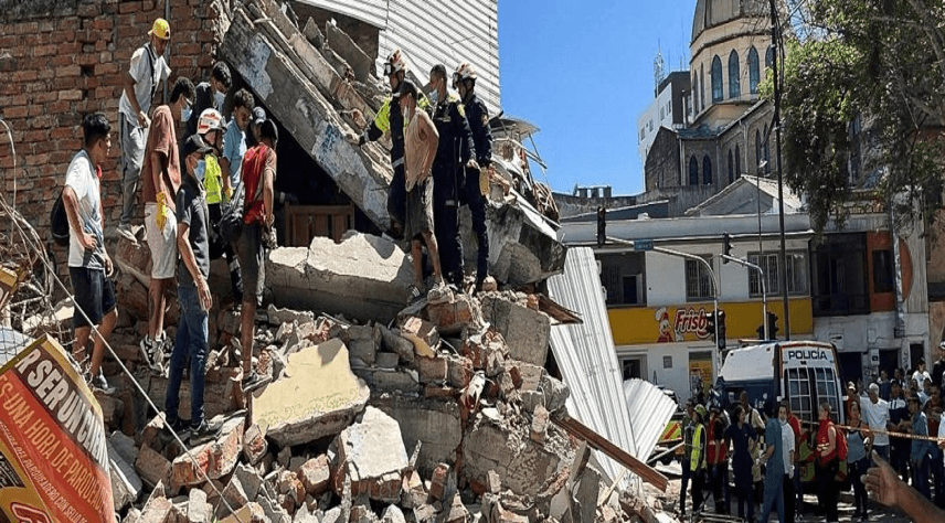 a van 224 muertos por terremoto en Colombia.