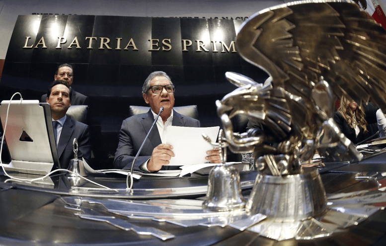 Declara Higinio Martínez legalmente instalada la Cámara de Senadores.