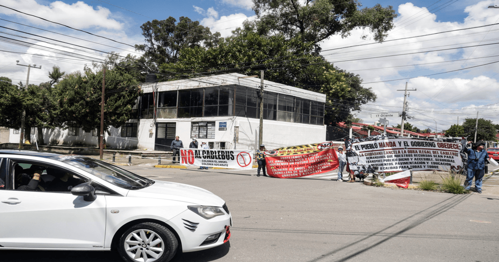 Hay cierre vial en Puebla en la calle 18 Sur y 17 Oriente por instalación de Cablebús.