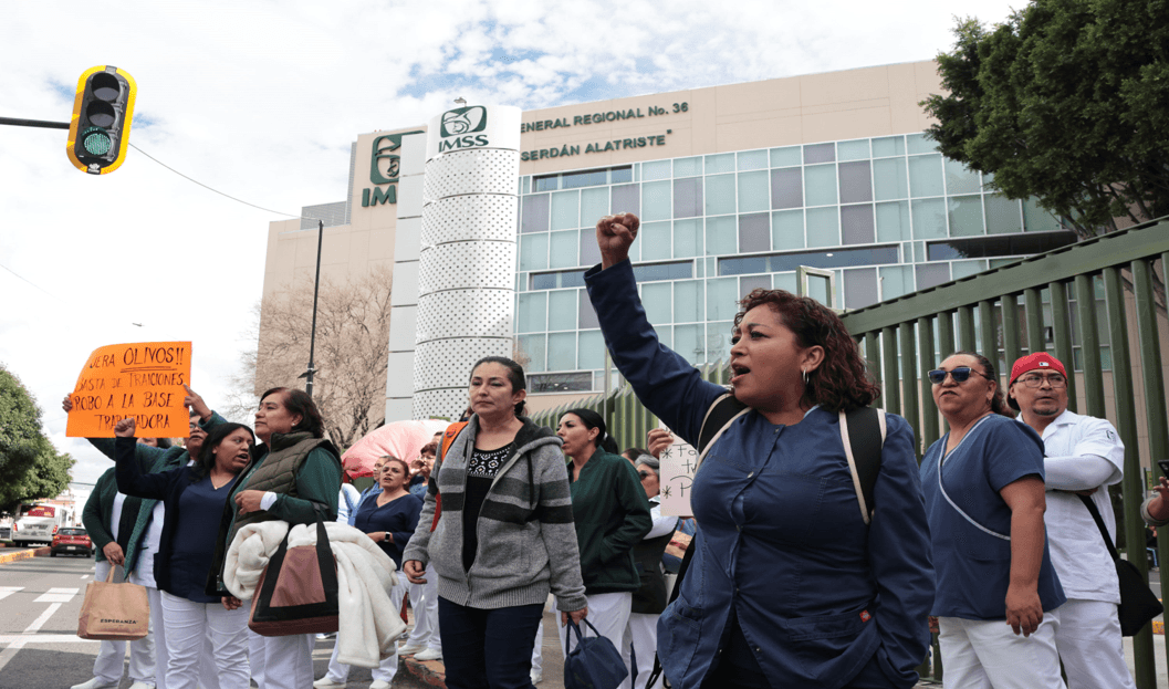 No te enfermes, el grito de doctores del Hospital General Carmen Serdán Alatriste en Puebla.
