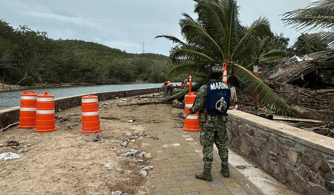 Marina fortalece acciones en Sinaloa y Nayarit por trayectoria del huracán Simon.
