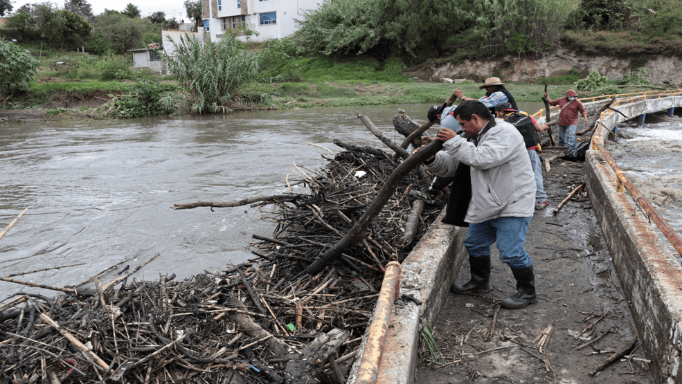 Paso de los Gallos en Puebla nuevamente afectado por las lluvias.